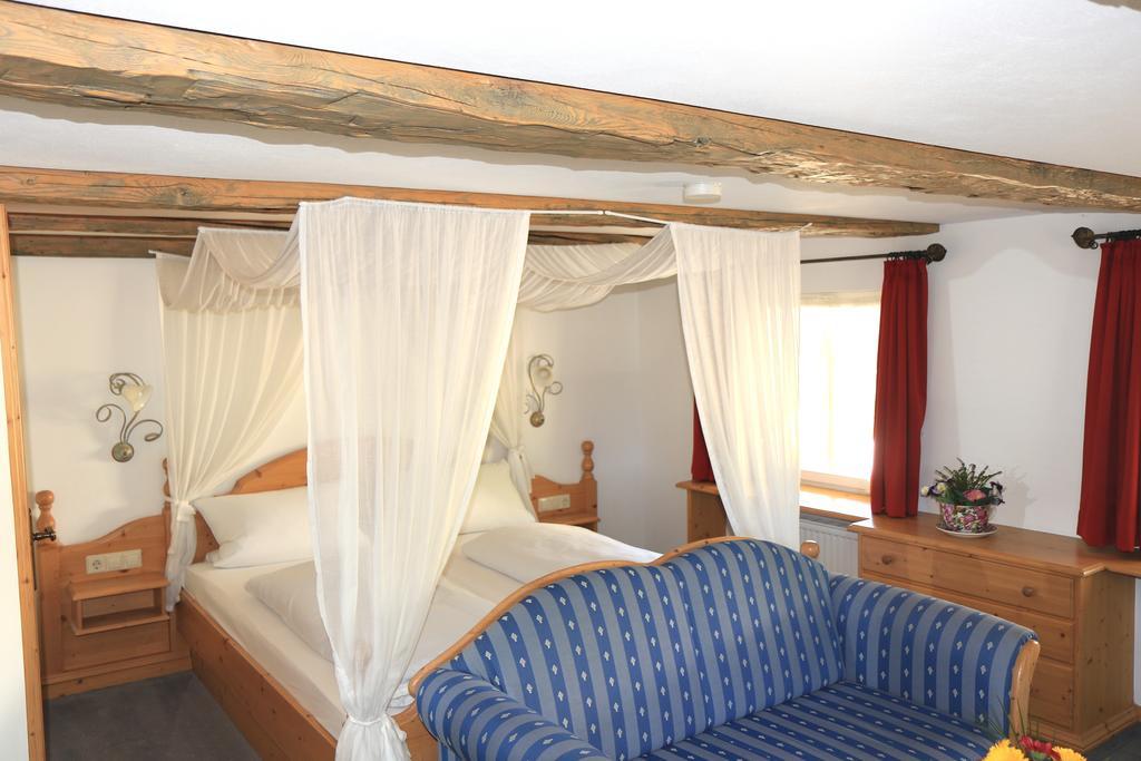 Hotel Landgasthof Adler Altenrond 部屋 写真