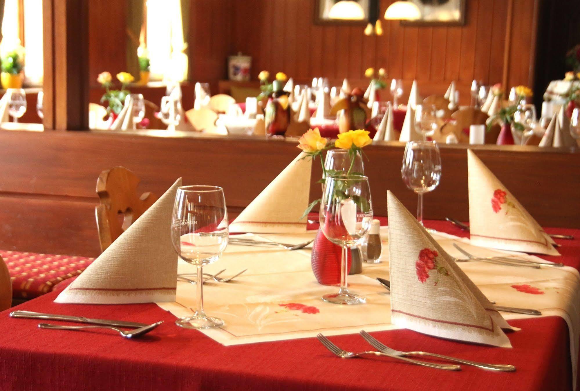 Hotel Landgasthof Adler Altenrond エクステリア 写真
