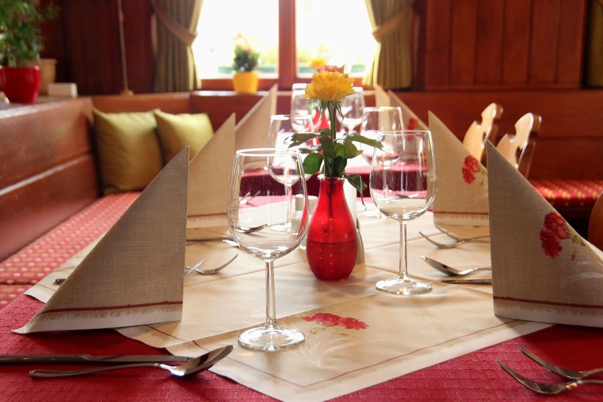 Hotel Landgasthof Adler Altenrond エクステリア 写真