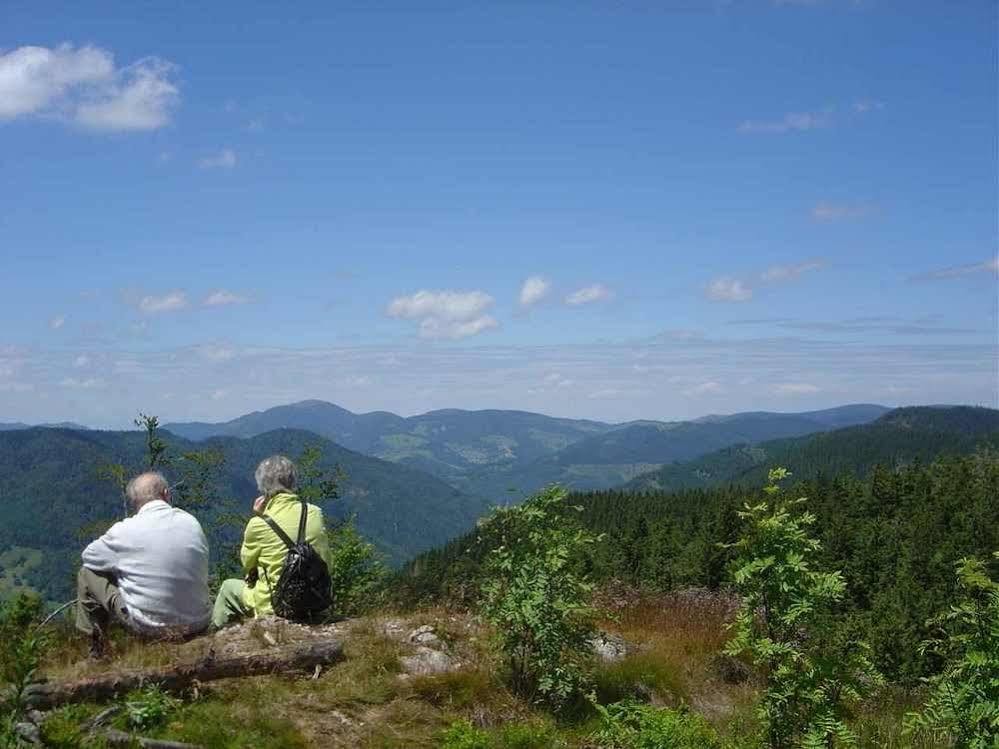 Hotel Landgasthof Adler Altenrond エクステリア 写真